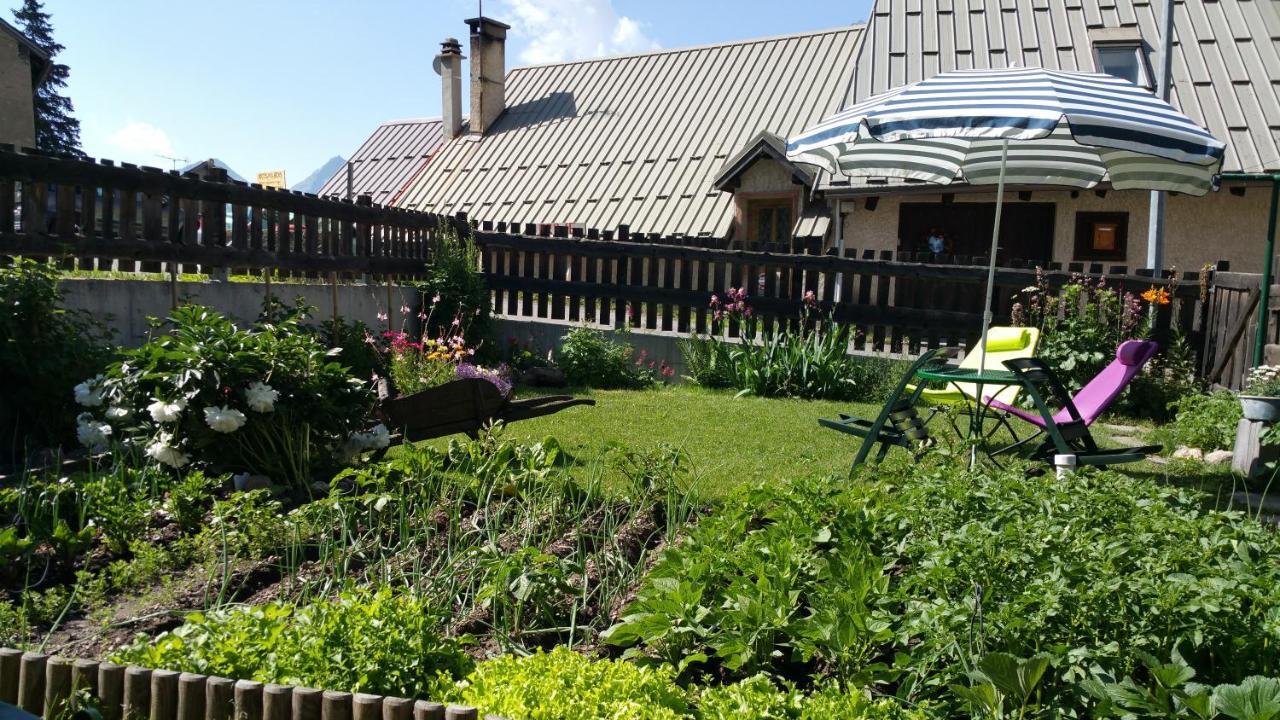 Chez Annie & Marcel Bed and Breakfast Le Monêtier-les-Bains Eksteriør billede